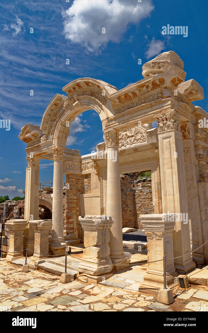 Façade du Temple d'Hadrien à Ephèse ancienne ville près de Selçuk, Kusadasi, Turquie Banque D'Images