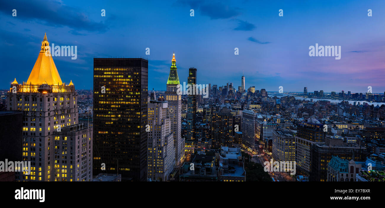 Manhattan au crépuscule Banque D'Images