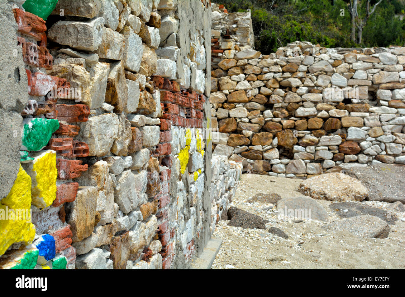 Mur de brique et pierre peint Banque D'Images
