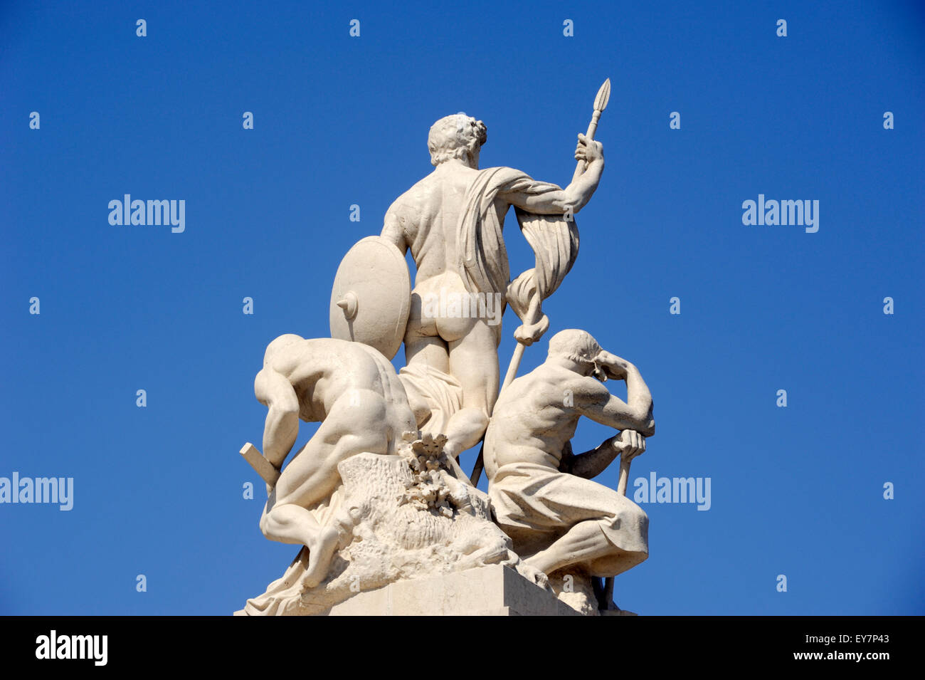 Italie, Rome, Piazza Venezia, Vittoriano, statues Banque D'Images
