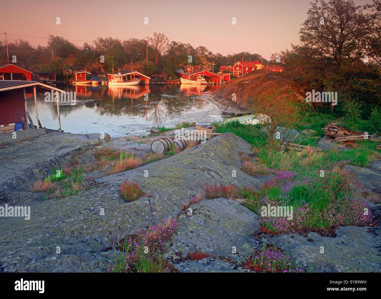 Hameau de pêcheurs à Handelop près de Munduk (Västervik) sur le long de la mer Baltique côte est de la Suède Banque D'Images