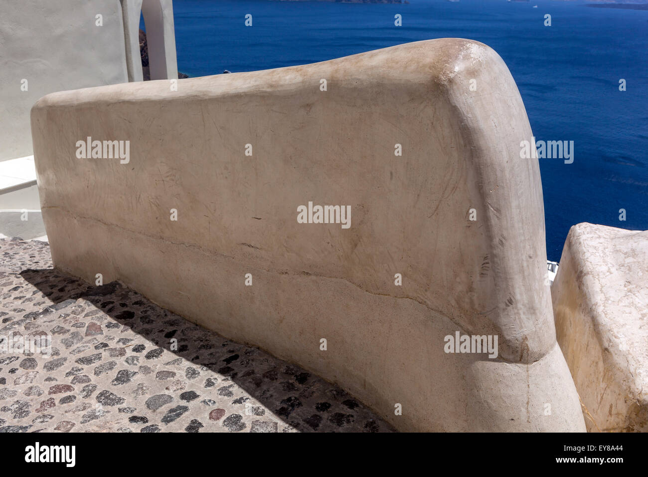 Santorini escaliers abstrait rue Oia Grèce mur blanc blanchi à la chaux rue Grèce Banque D'Images