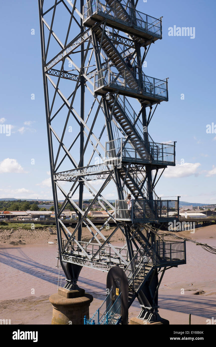 Escalier sur le Pont Transbordeur Gondola Newport South Wales Banque D'Images