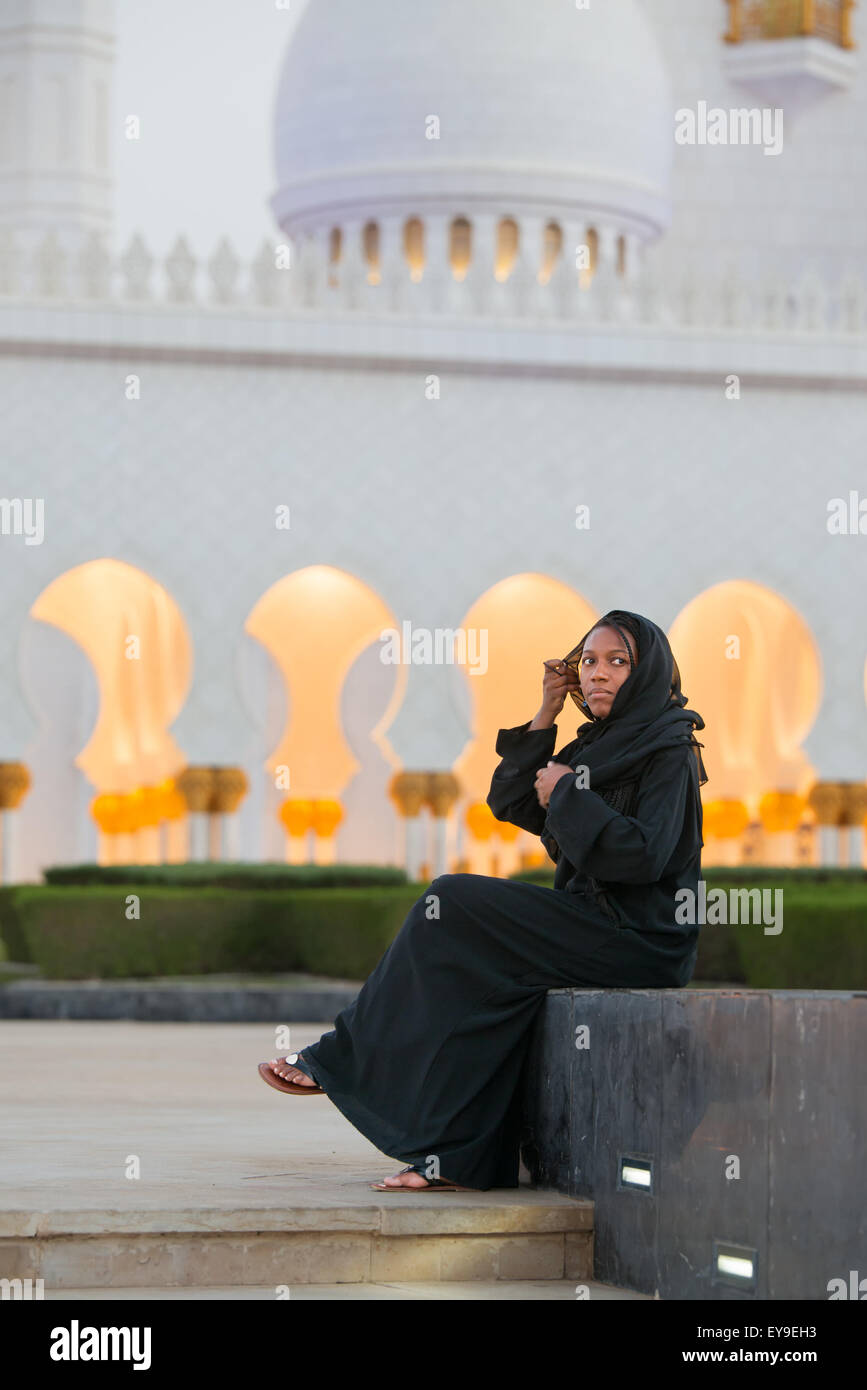 Une femme en hijab Banque D'Images