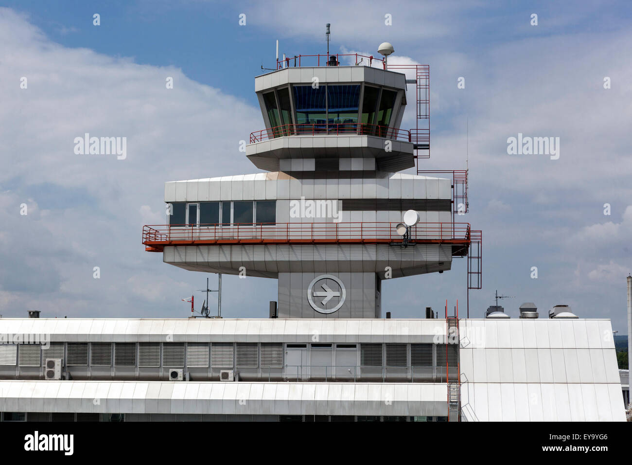 Tour de contrôle de la circulation aérienne, aéroport Blue Danube, Linz, Autriche Banque D'Images