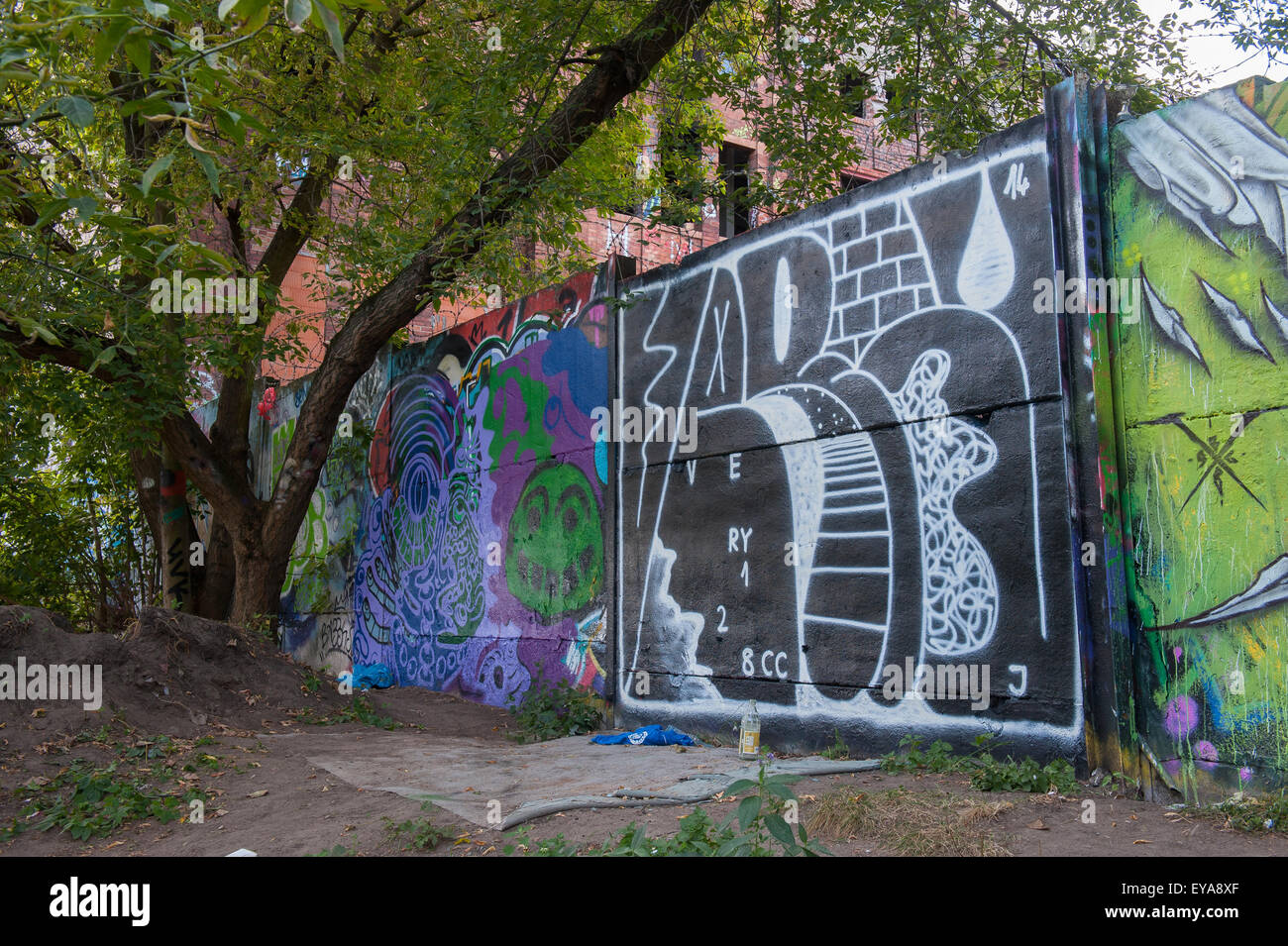 Berlin, Allemagne, a conservé certaines parties du mur de Berlin le bloc de rive en bois Banque D'Images