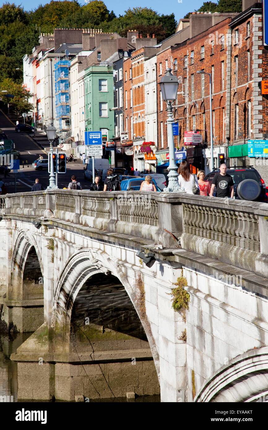 Patrick Street Bridge ; la ville de Cork, County Cork, Ireland Banque D'Images