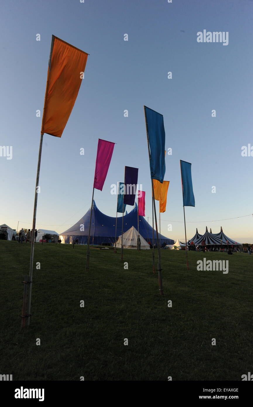 Barnsley, dans le Yorkshire, UK. Le 25 juillet, 2015. Sous les étoiles Festival, Barnsley, dans le Yorkshire du Sud. Photo : Scott Bairstow/Alamy Banque D'Images