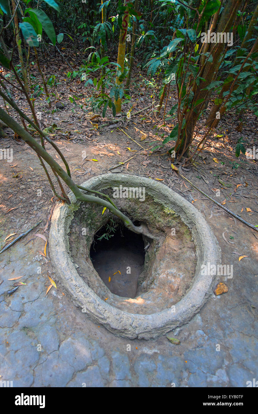 L'ouverture de la Tunnels de Cu Chi au Vietnam Banque D'Images