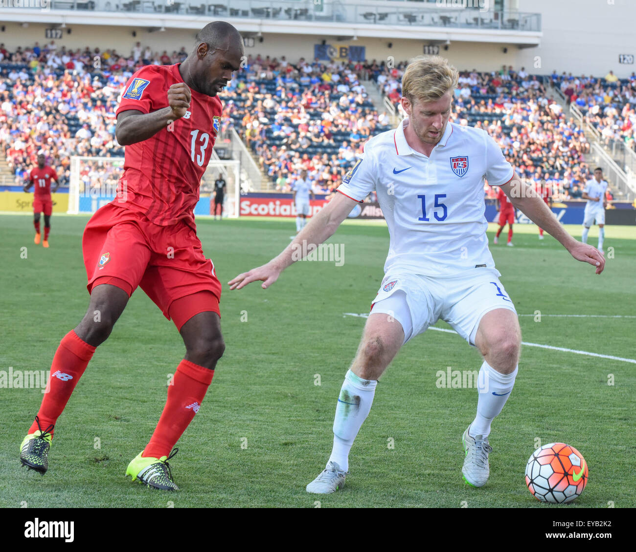 L'équipe de football du Panama à l'encontre de l'Organisation des membres de l'équipe nationale du football de mens sur penalty à la troisième place match de la Gold Cup | soccer professionnel / Joueurs de football showcase athlétisme et de compétition sur le terrain à Chester en Pennsylvanie | les athlètes américains / USMNT la concurrence et perdre en coupe-vous | Banque D'Images