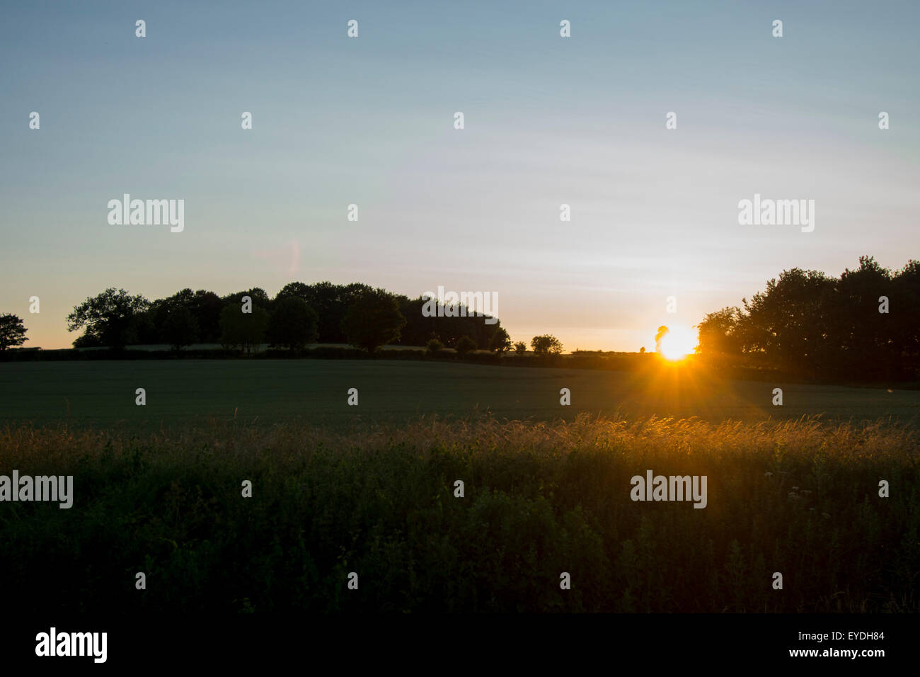 Château de Broughton, près de Banbury, Oxfordshire. Belle campagne anglaise/britannique au coucher du soleil Banque D'Images