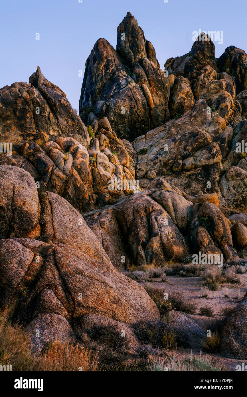 Rock formations dans les Alabama Hills de l'est de la Sierra Nevada, en Californie Banque D'Images