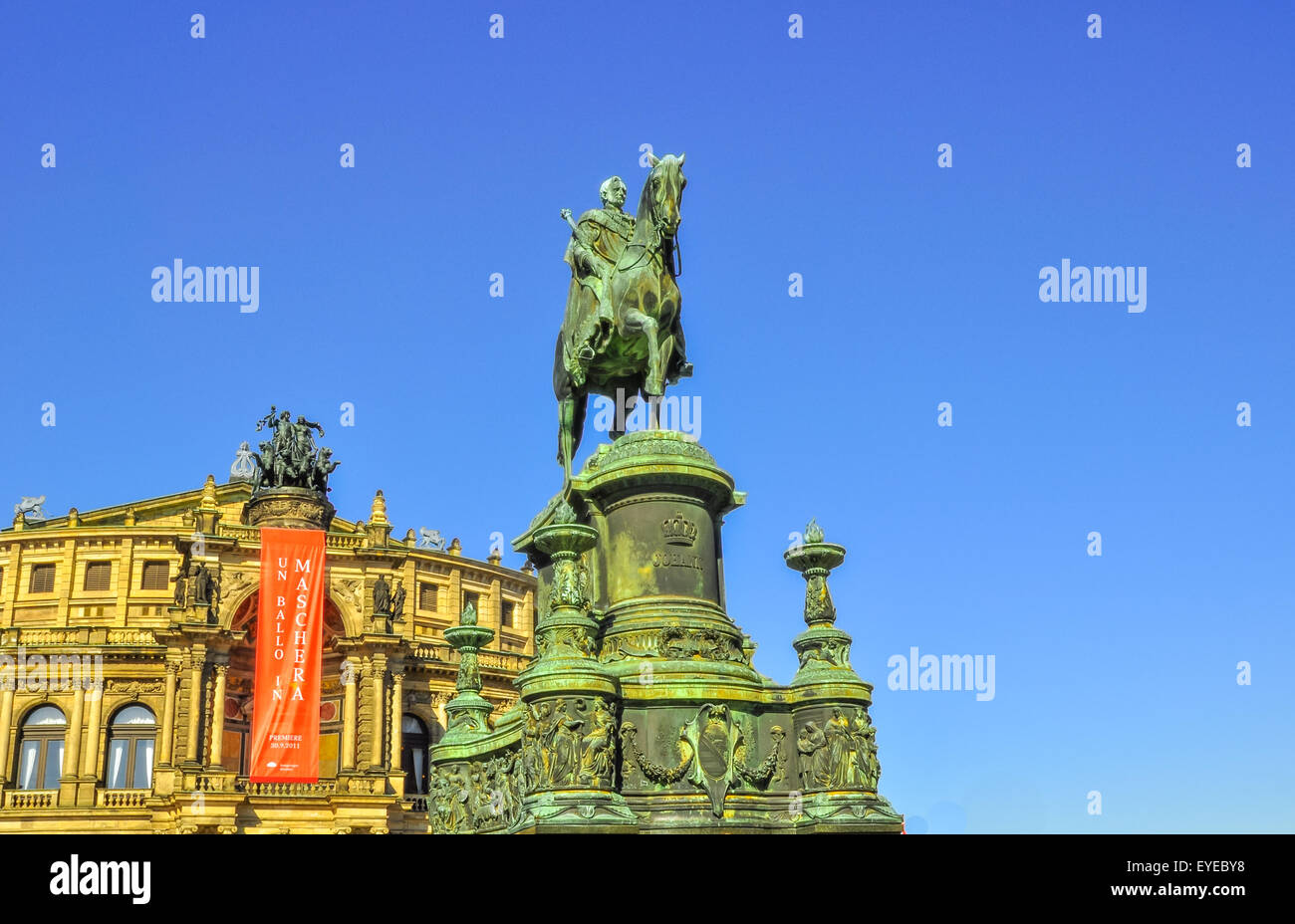 Statue de l'Opéra Semper de Dresde, en Allemagne. Banque D'Images