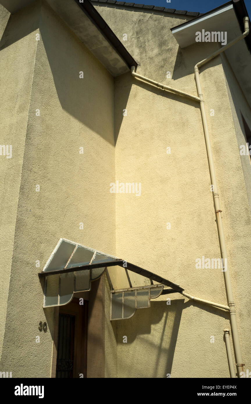 Véranda en verre sur town house, Solingen, Allemagne. Banque D'Images