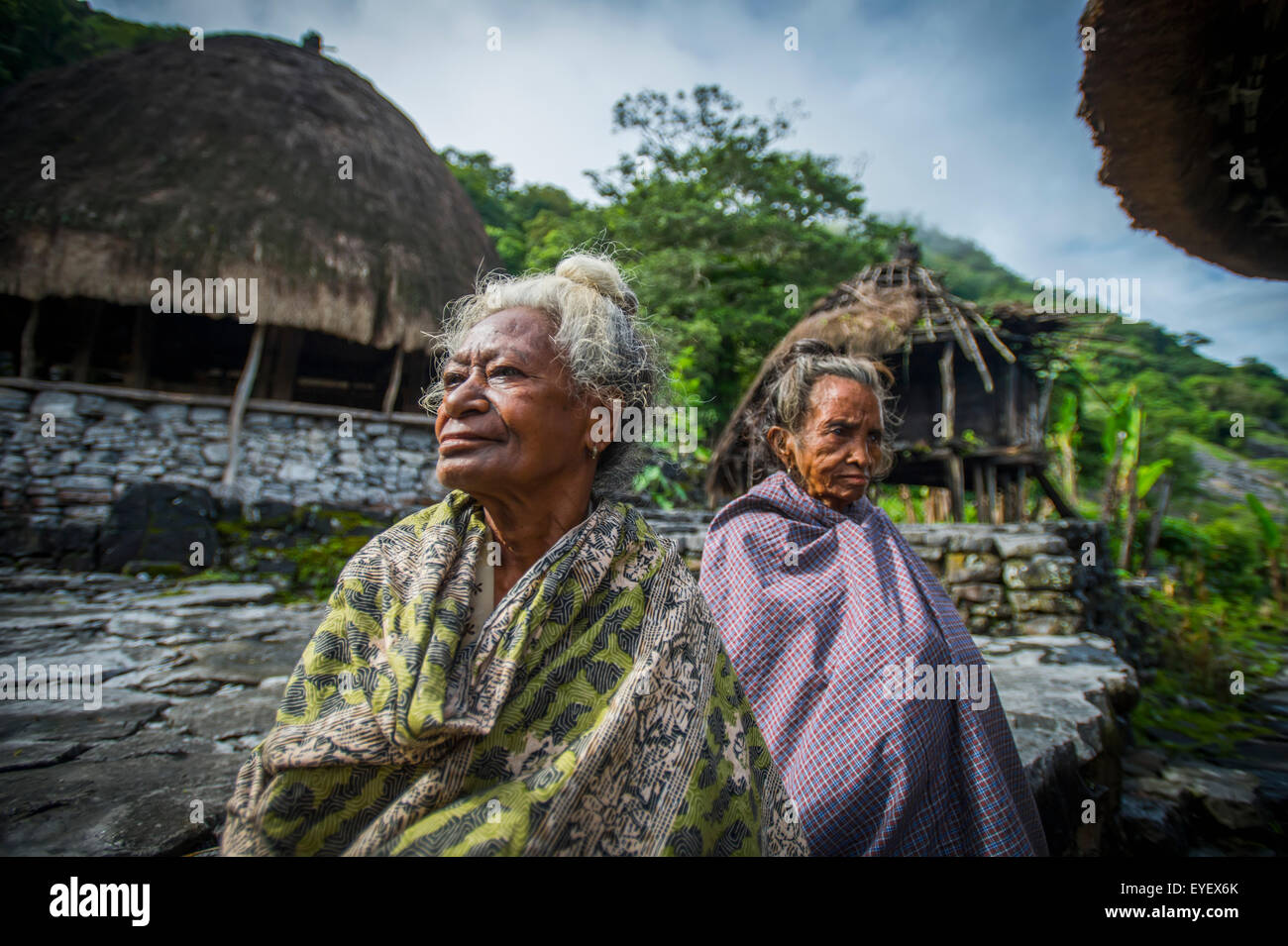 Les femmes timoraises à Liurai Village ; Timor-Leste Banque D'Images