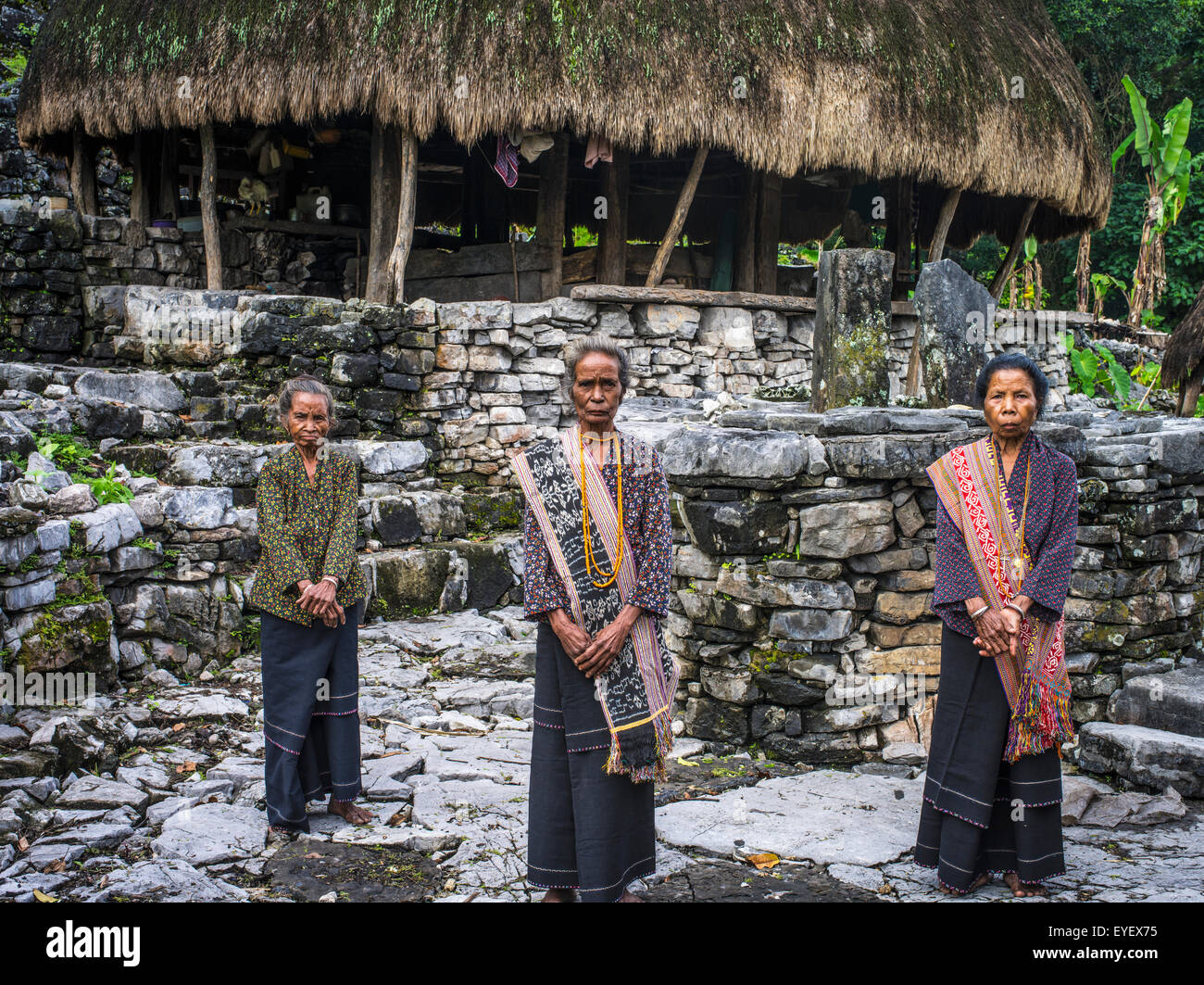 Les femmes timoraises à Liurai Village ; Timor-Leste Banque D'Images