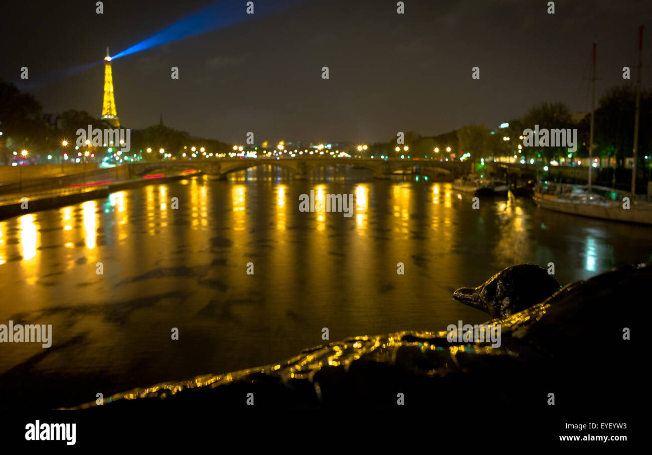 Le Pont Alexandre III - et de la Tour Eiffel 20/10/2012 - Sylvain Leser Banque D'Images