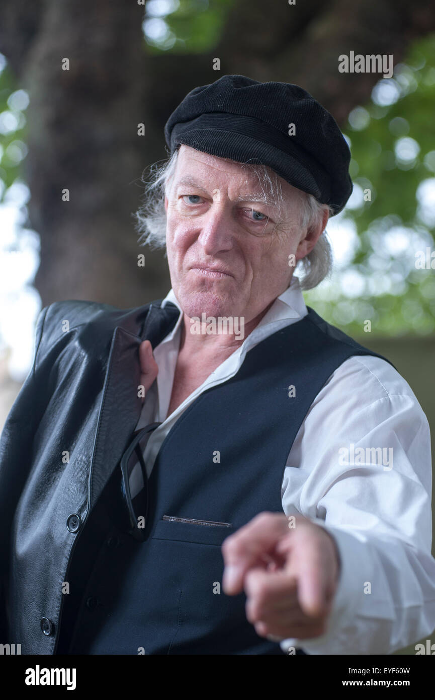 Auteur-compositeur Martin Newell, apparaissant à l'Edinburgh International Book Festival. Banque D'Images