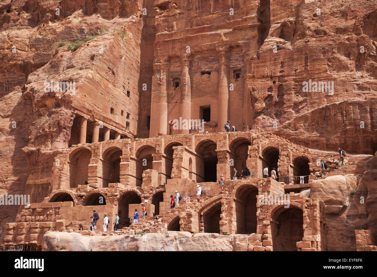 Le tombeau de l'urne, une partie de la Royal tombs ; Petra, Jordan Banque D'Images