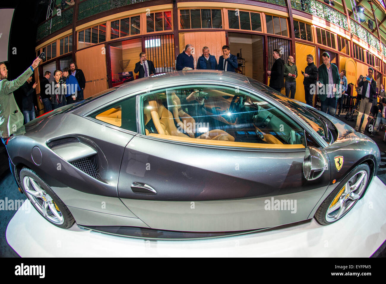 Sydney, Australie. 29 juillet 2015 -- La nouvelle Ferrari 488 GTB photographié à son lancement médiatique à Inglis Newmarket Équitation à Sydney. Credit : MediaServicesAP/Alamy Live News Banque D'Images