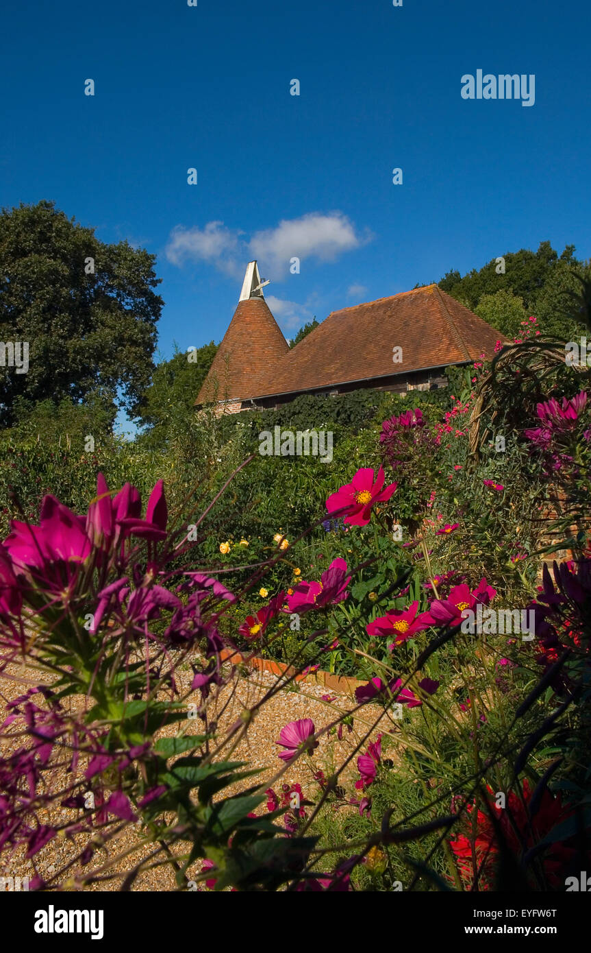 Royaume-uni, la perche Hill Farm et jardins ; East Sussex Banque D'Images