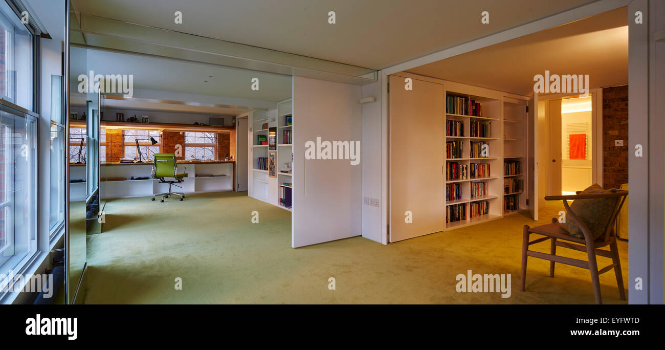 Panorama de l'espace mezzanine adaptable. Le lyceé, Londres, Royaume-Uni. Architecte : Knox Bhavan Architects s.r.l., 2015. Banque D'Images