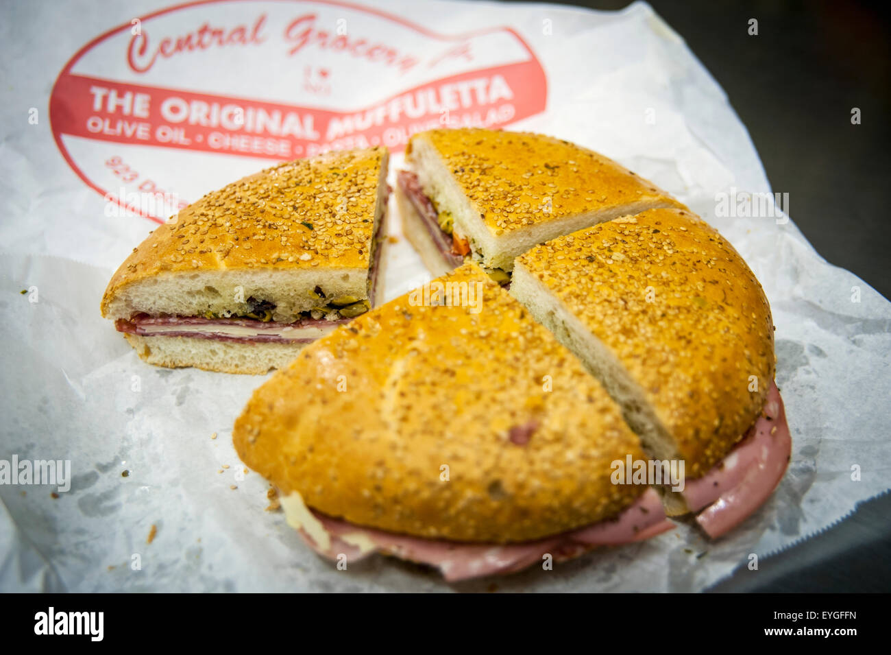 USA, Louisiane, French Quarter, New Orleans, muffuletta traditionnels Banque D'Images