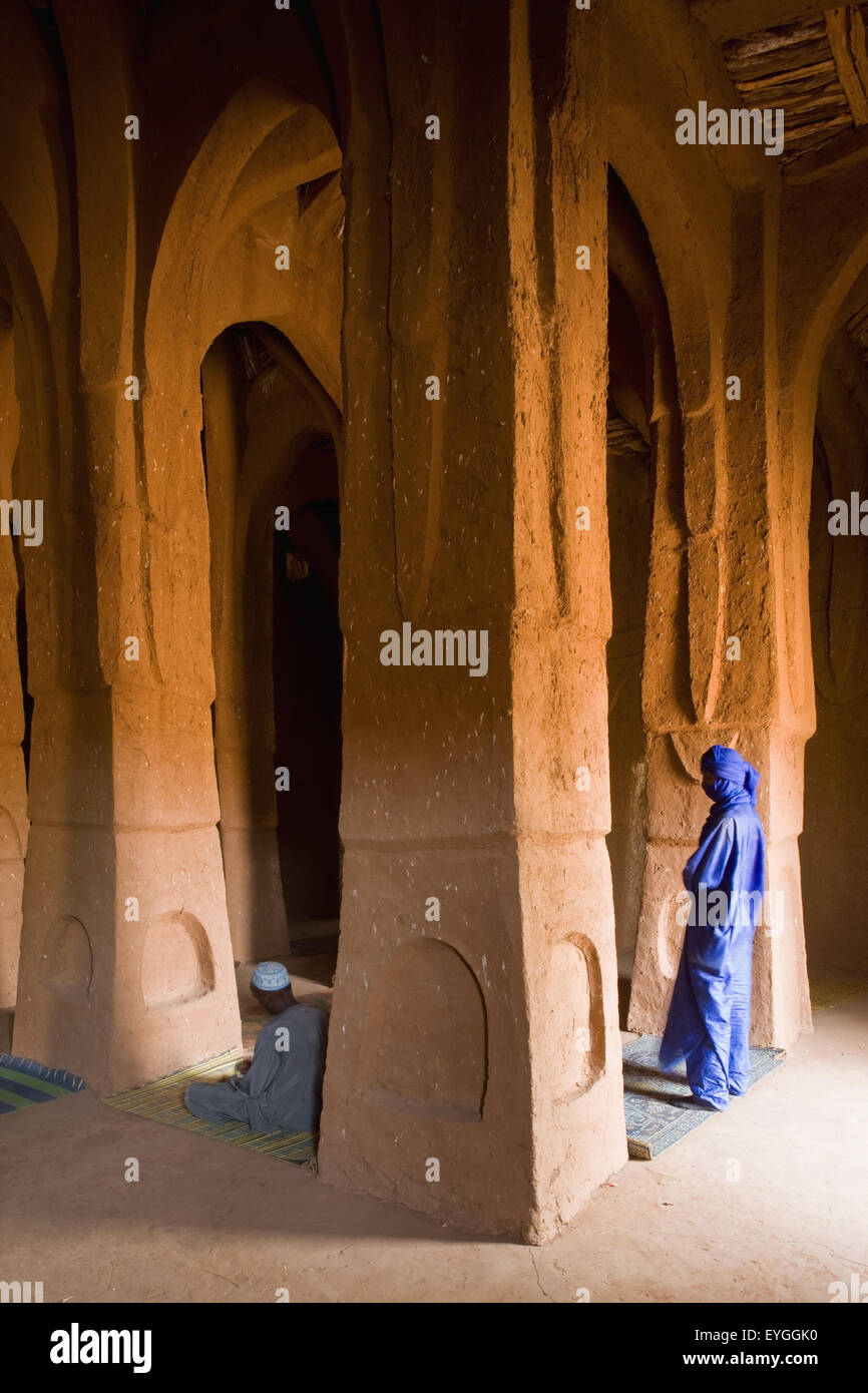 Au Niger, le Centre du Niger, Tahoa, région de l'intérieur ; Yaama, Village en pisé traditionnel mosque Banque D'Images