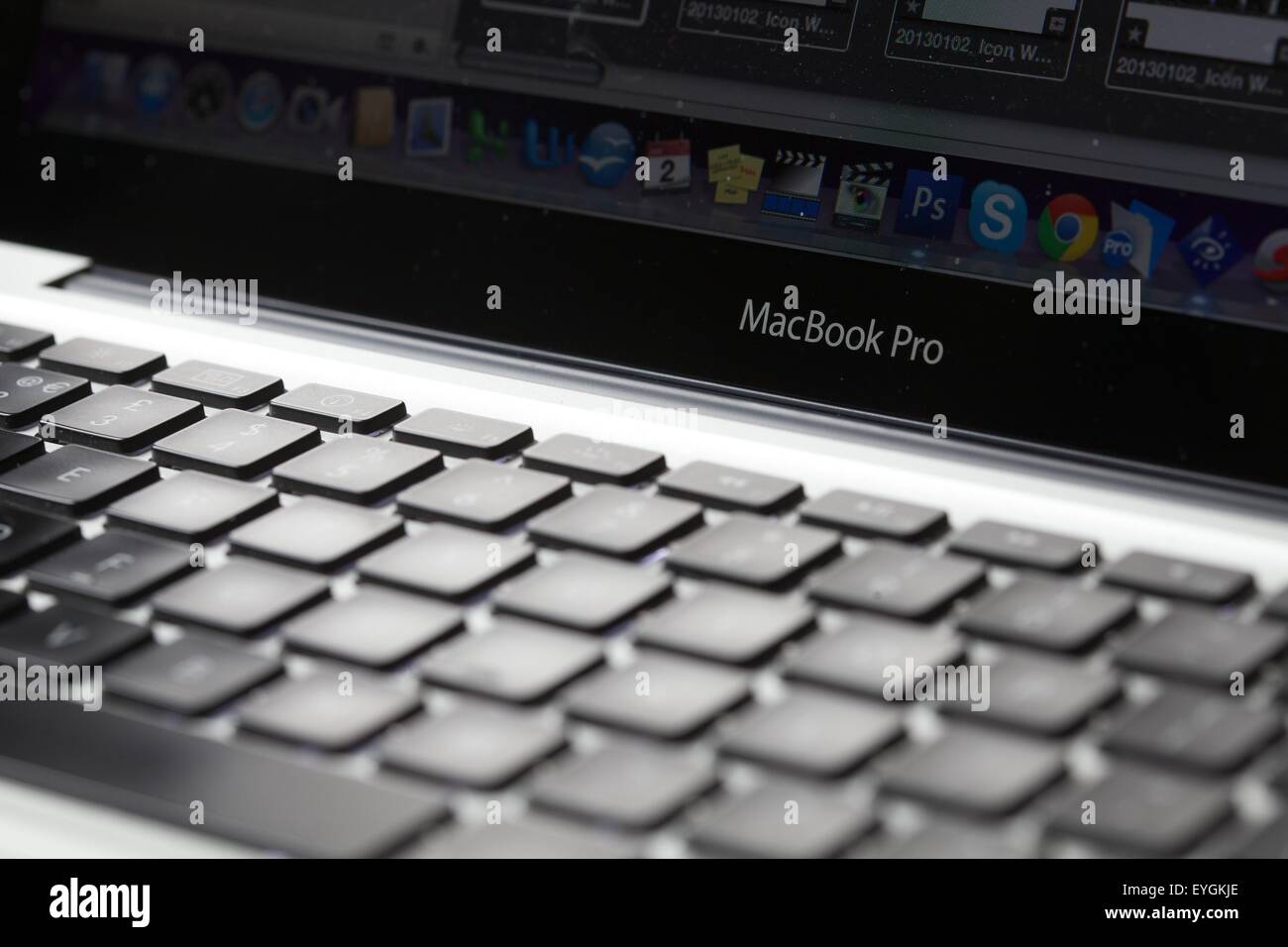 Gros plan d'une 2e génération clavier macbook pro Banque D'Images