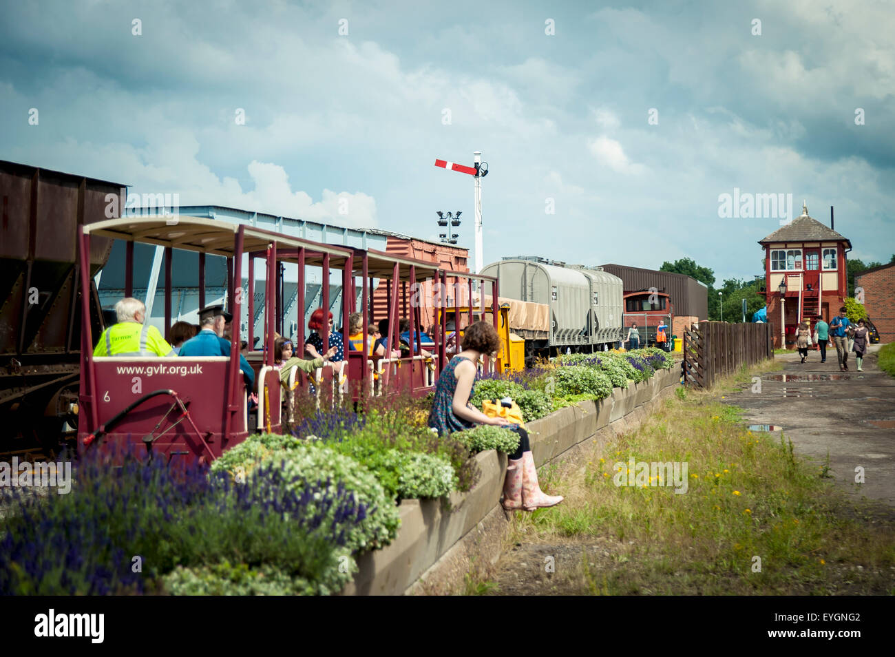 Royaume-uni, Angleterre, Midland Railway, Derbyshire, Train attraction à Indietracks Festival Banque D'Images
