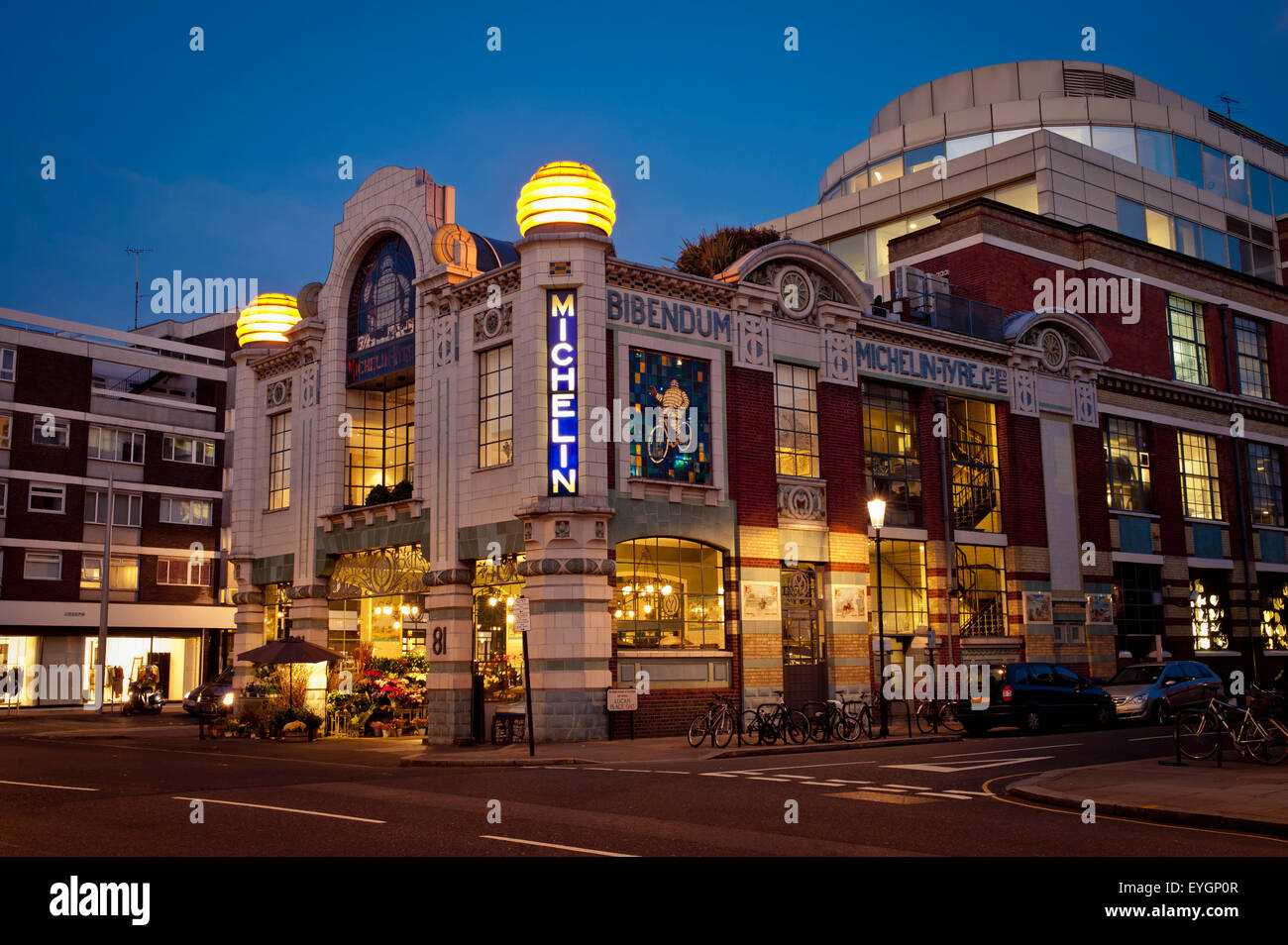 Royaume-uni, Angleterre, Londres, Bibendum Michelin House Chelsea ; ou Banque D'Images
