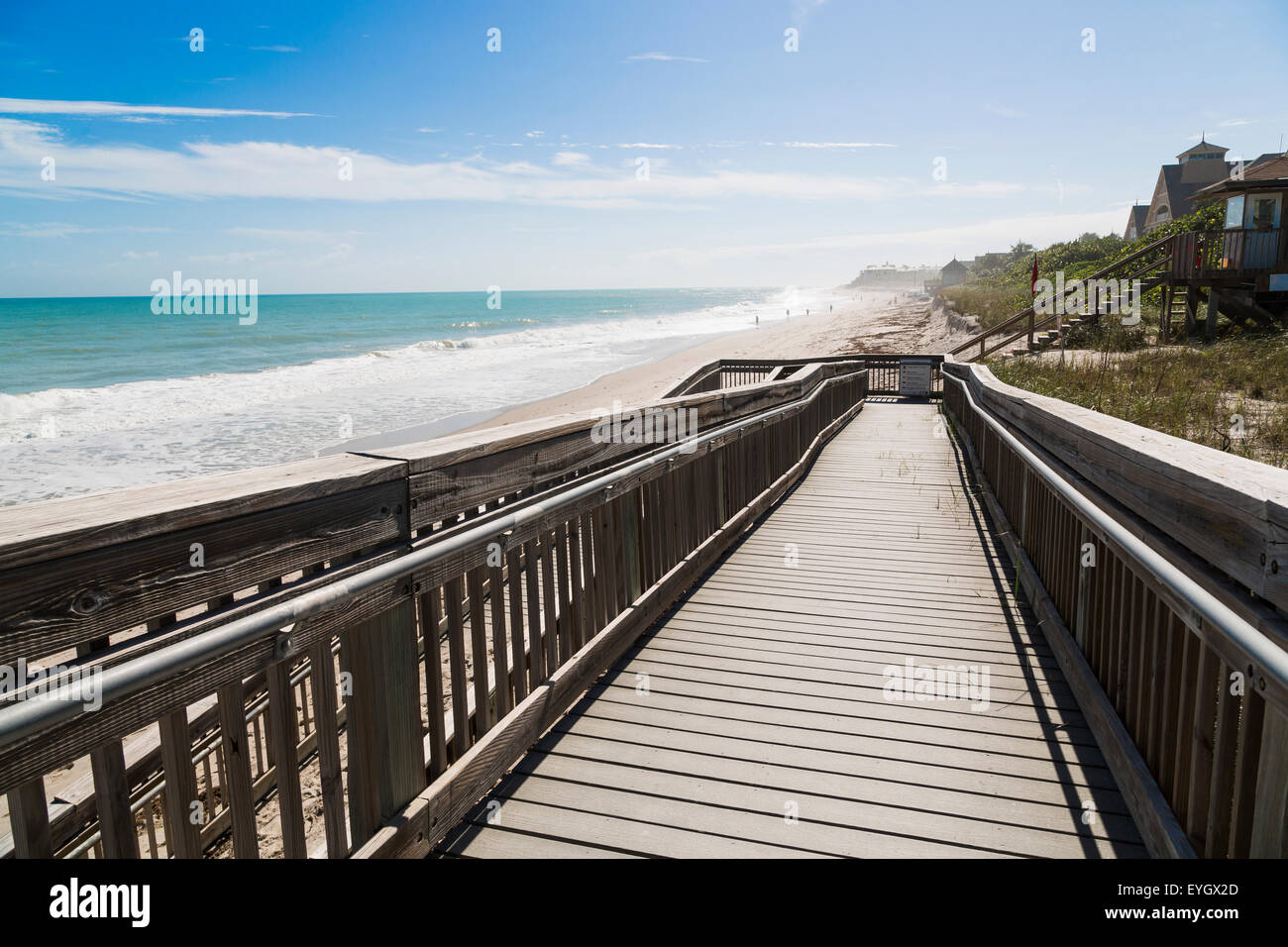 Chaises de plage vert et bleu de l'été Beach house, en Floride Banque D'Images