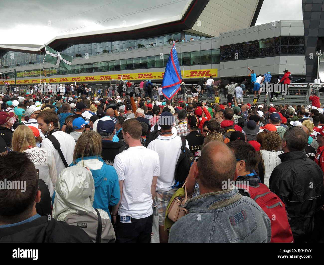 Les foules au Grand Prix de Grande-Bretagne à Silverstone F1 Banque D'Images