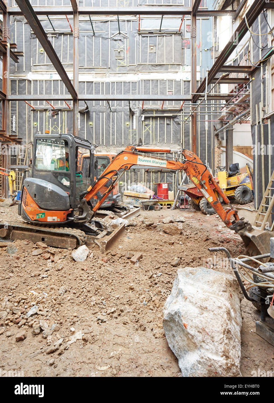 Site de construction-excavation de sous-sol. Portefeuille d'actions commerciales (suite), na, Royaume-Uni. Architecte : na, 2015. Banque D'Images