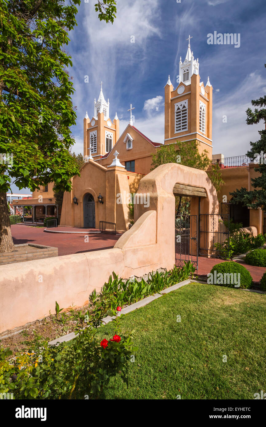 Le San Felipe de Neri eglise paroissiale dans la vieille ville d'Albuquerque, Nouveau Mexique, USA. Banque D'Images
