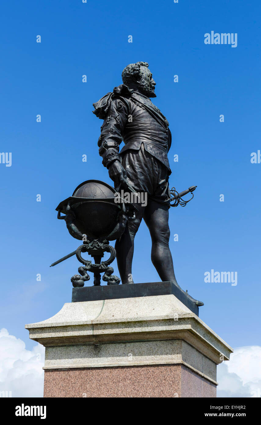 Statue de Sir Francis Drake sur l'Hoe, Plymouth, Devon, England, UK Banque D'Images