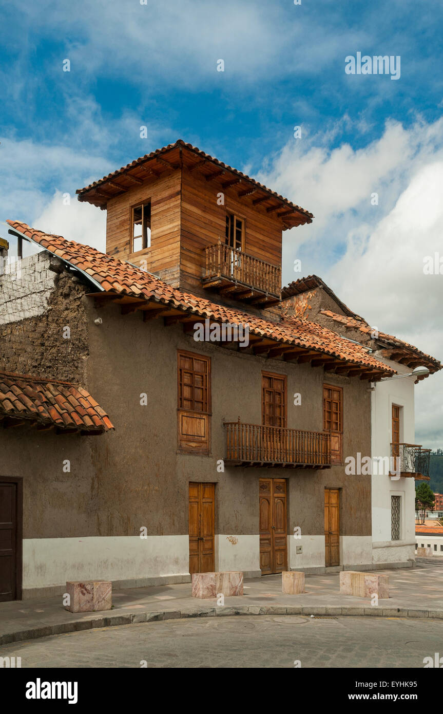 Ancien bâtiment colonial, Cuenca, Équateur Banque D'Images