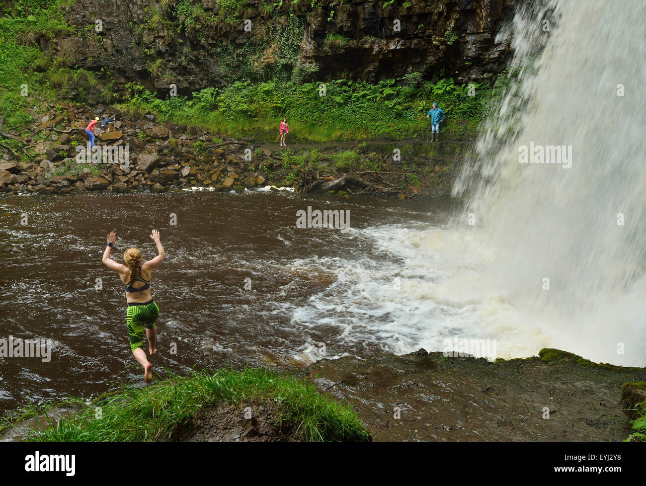 Saut Saut d'Afon Hepste & Sgwd yr Eira Cascade Brecon Beacons, Pays de Galles Banque D'Images