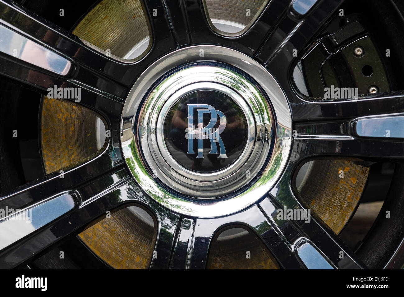Détail de la roue et le système de freinage de la voiture de luxe Rolls-Royce Ghost (depuis 2010). Les Classic Days sur Kurfuerstendamm Banque D'Images