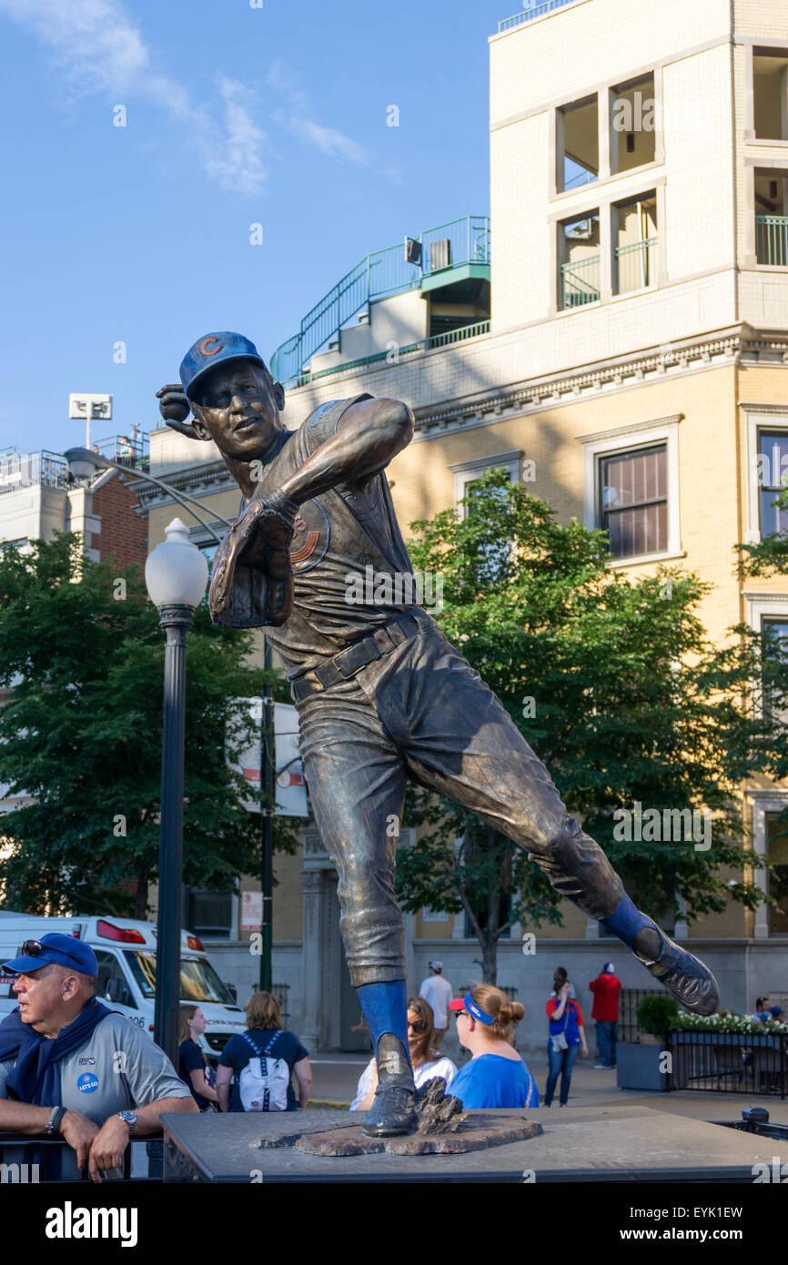 Statue de Ron Santo à Wrigley Field, Chicago. Plus de détails dans la description. Banque D'Images