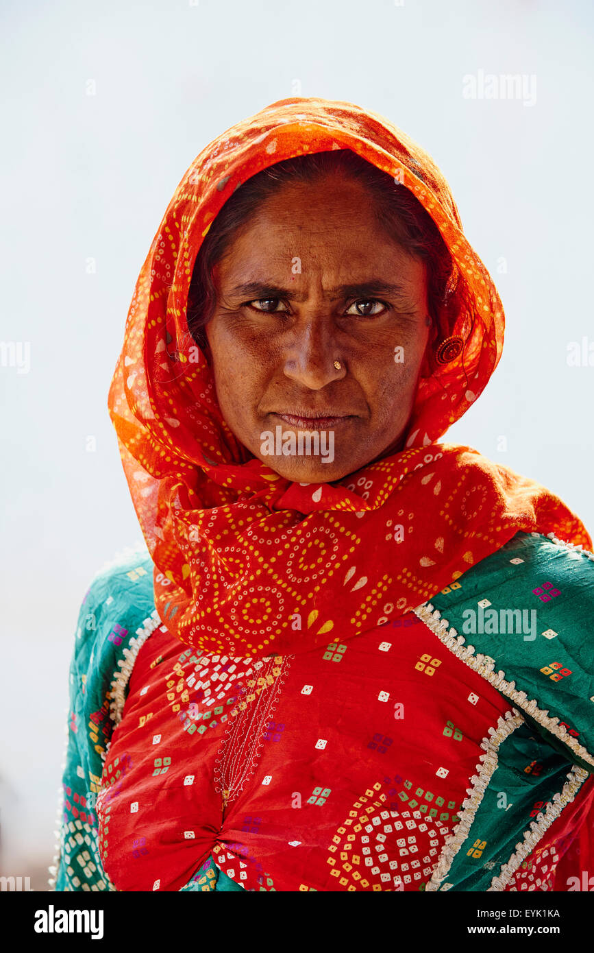 L'Inde, le Gujarat, Kutch, Dhrang village, groupe ethnique Ahir Banque D'Images