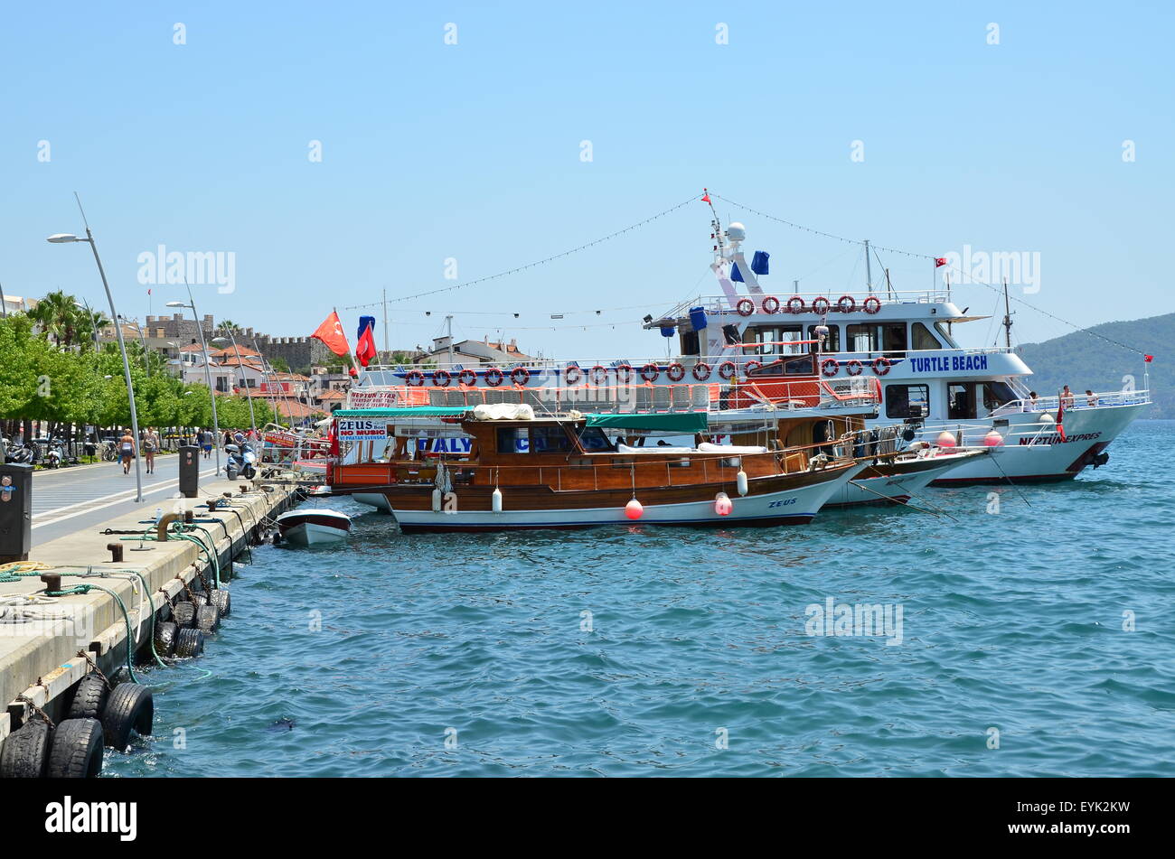 Location bateaux-touristes dans le port de Marmaris, Turquie Banque D'Images