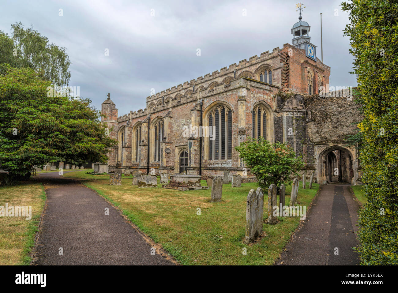 L'église St Mary, construite au xve et xvie siècle, à l'Est Bergholt, dans le Suffolk, East Anglia, Angleterre, Grande-Bretagne, Royaume-Uni. Banque D'Images