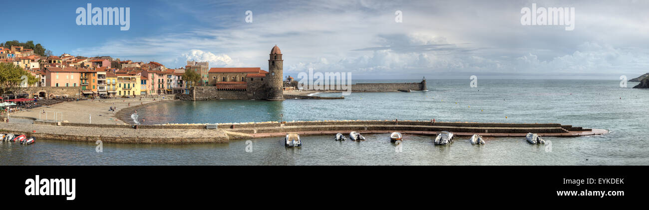 Large panorama de Collioure en France Banque D'Images
