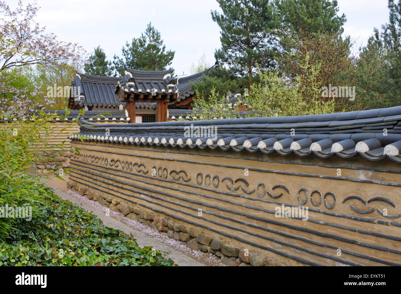 Allemagne, Berlin Marzahn Hellersdorf (circonscription), Gärten der Welt (jardins du monde), les jardins, jardin, mur, Coréen Banque D'Images