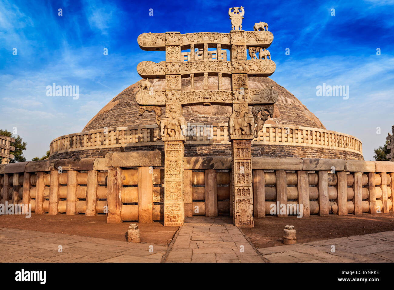 Grand Stupa. Sanchi, Madhya Pradesh, Inde Banque D'Images