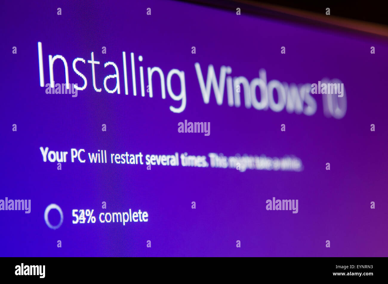 01 août 2015 - Des millions d'utilisateurs de PC dans le monde ont été l'installation de Windows 10 dans le cadre d'une mise à niveau à partir de Windows 7, 8 et 8.1. Banque D'Images