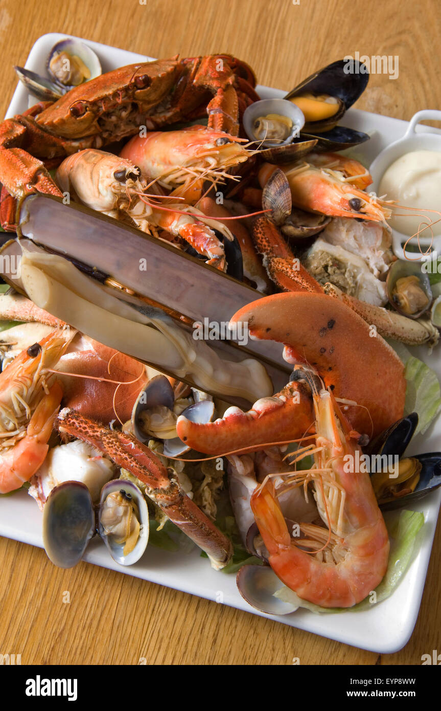 Le restaurant Riverside,West Bay, Dorset, UK,une station restaurant spécialisé dans les fruits de mer,fine cuisine et vin. Un dîner de manger des aliments au Royaume-Uni Banque D'Images