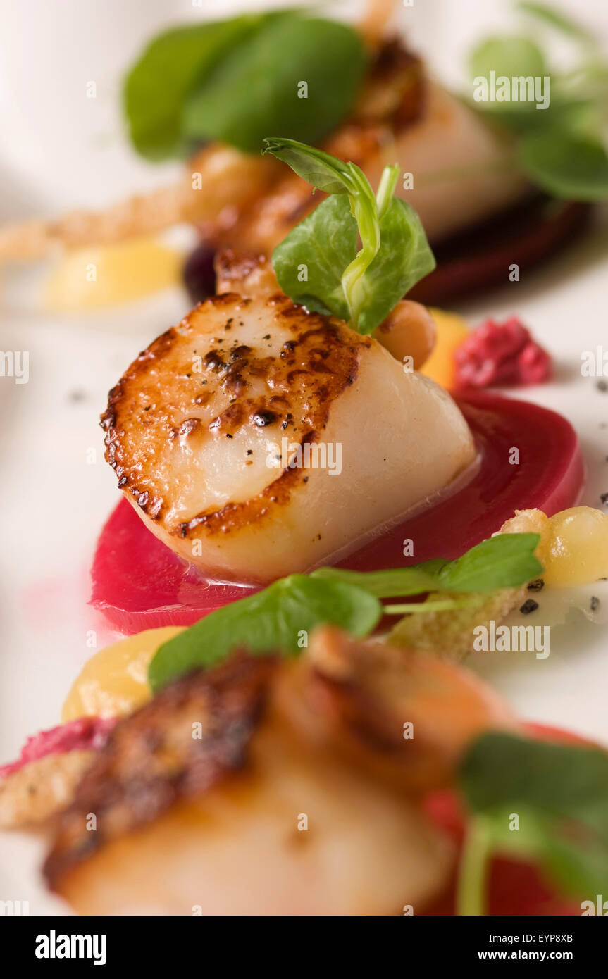 Le restaurant Riverside,West Bay, Dorset, UK,une station restaurant spécialisé dans les fruits de mer,fine cuisine et vin. Un dîner de manger des aliments au Royaume-Uni Banque D'Images
