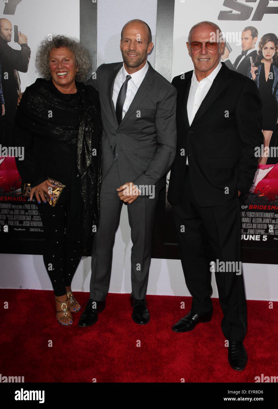 New York premiere de 'Spy' dans l'AMC Loews Lincoln Square - Tapis rouge avec des arrivées : Eileen née Yates, Jason Statham, Barry Statham Où : New York City, New York, United States Quand : 01 juin 2015 C Banque D'Images